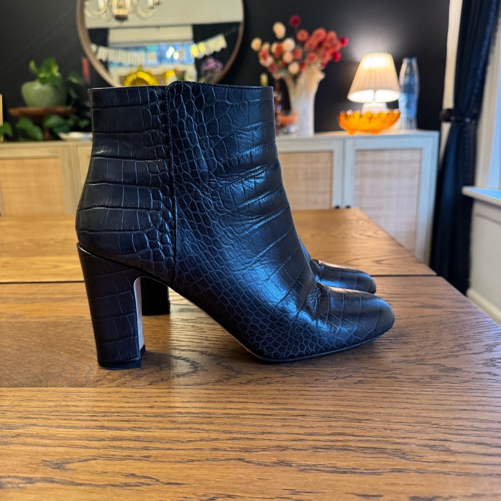 LK Bennett London Croc-Embossed Heeled Boots  Italian Leather‎ booties